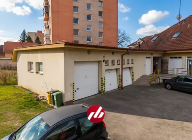 Na predaj objekt, 486 m², Krupina