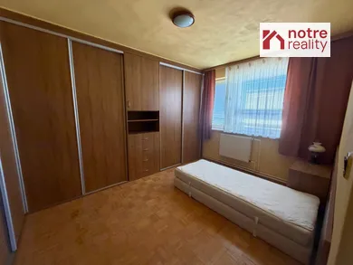 Na predaj 3-izbový byt, 98 m², Lučenec, J. Wolkra
