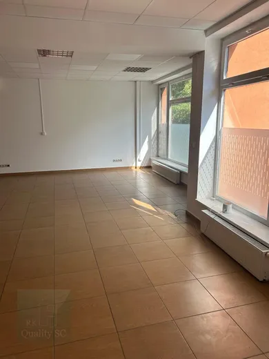 Na prenájom komerčné v Senec · €750 · Pôvodný stav