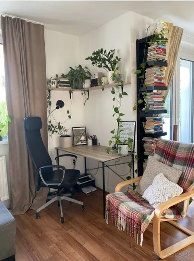 Na prenájom 2-izbový byt, 47 m², Hrnčiarovce nad Parnou, Hliníky
