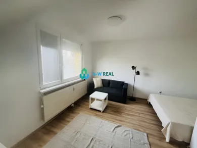 Na prenájom 1-izbový byt, 28 m², Dunajská Streda