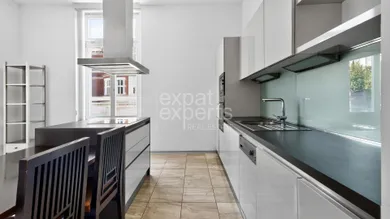 Na prenájom 3-izbový byt, 130 m², Bratislava-Staré Mesto, Hlboka