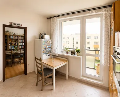 Na prenájom 4-izbový byt, 81 m², Pezinok, Muškátová