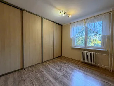Na predaj 3-izbový byt, 74 m², Piešťany, Komenského