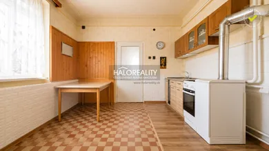 Na predaj dom, 150 m², Kolárovo