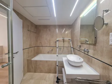 Na prenájom 2-izbový byt, 75 m², Bratislava-Ružinov, Bajkalská