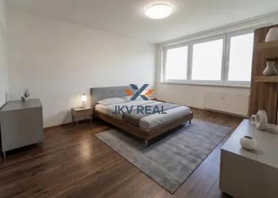 Na predaj 3-izbový byt, 65 m², Bratislava-Petržalka, Fedinova