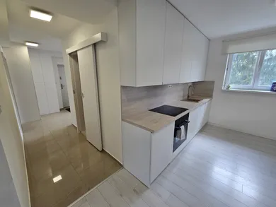 Na predaj 4-izbový byt, 101 m², Žilina, Predmestská