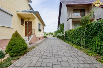 Na predaj 5-izbový dom, 240 m², Michalovce, Topolianska