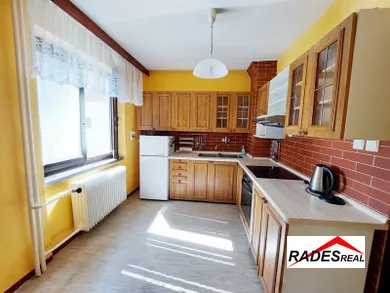 Na predaj 4-izbový dom, 220 m², Skalica, Nešporova