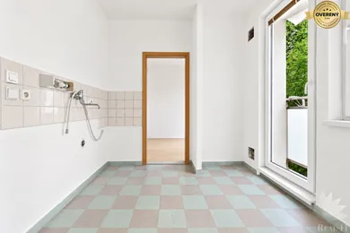 Na predaj 2-izbový byt, 38 m², Bratislava-Dúbravka, Hanulova