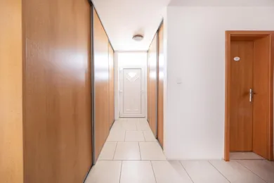 Na predaj 4-izbový dom, Reca