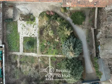 Na predaj pozemok, 846 m², Nitra, Fabrická