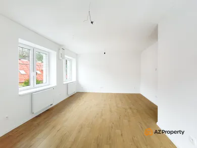Na predaj 3-izbový byt, 77 m², Banská Štiavnica, Dolná