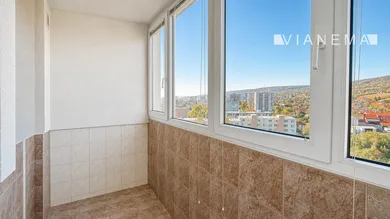 Na predaj 2-izbový byt, 59 m², Bratislava-Rača, Žarnovická