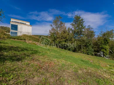 Na predaj pozemok, 654 m², Bratislava-Rača, Pod zemným vrchom