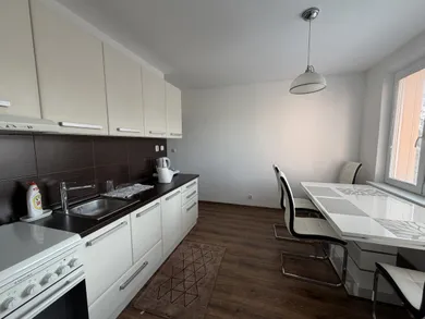 Na prenájom 1-izbový byt, 42 m², Brezno, Československej armády