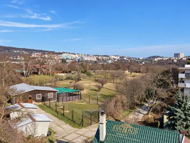 Na prenájom 2-izbový byt, 44 m², Bratislava-Karlova Ves, Staré Grunty