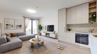 Na predaj 1-izbový byt, 38 m², Bratislava-Staré Mesto, Bottova
