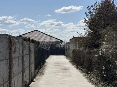 Na predaj pozemok, Sereď, Kasárenská