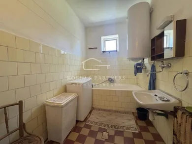 Na predaj dom, 310 m², Farná