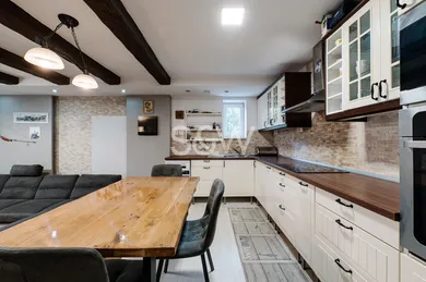 Na predaj dom, 183 m², Vrbová nad Váhom