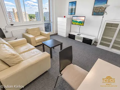 Квартиры в аренду, 3-комнатные, Bratislava-Petržalka · €750