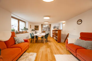Na predaj dom, 196 m², Polomka