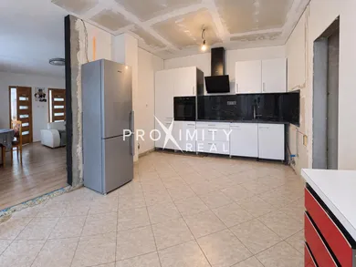 Na predaj dom, 133 m², Buzica, -