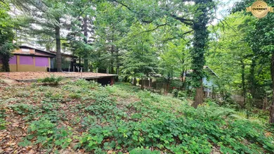 Na predaj pozemok, 608 m², Bratislava-Lamač