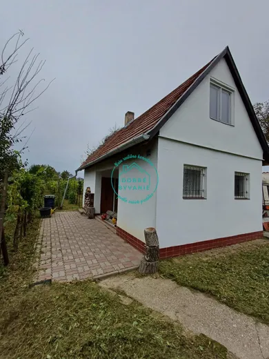 Na predaj rekreačný dom, Nové Zámky, Pri Zúgove