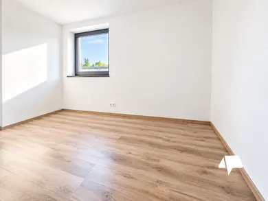 Na predaj 4-izbový dom, 130 m², Vlčany