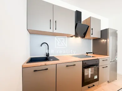 Na predaj 1-izbový byt, 33 m², Košice-Západ, Trieda SNP
