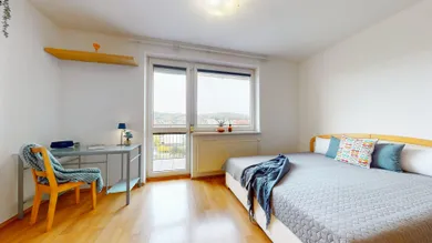 Na predaj 1-izbový byt, 38 m², Bratislava-Dúbravka, Saratovská 6b