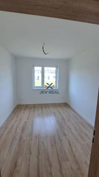 Na predaj 4-izbový dom, 140 m², Zemianska Olča