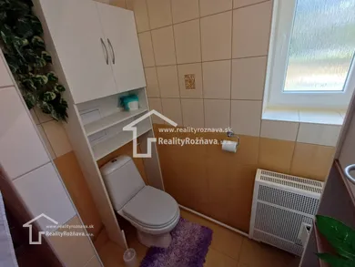 Na predaj 2-izbový byt, 56 m², Rožňava, Zlatá