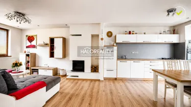 Na prenájom 2-izbový byt, 70 m², Nové Zámky