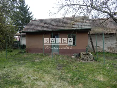 Na predaj dom, 130 m², Lok, -