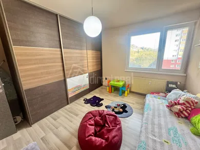 Na predaj 3-izbový byt, 75 m², Liptovský Mikuláš, Opavská