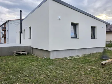Na predaj 4-izbový dom, 130 m², Veľký Šariš