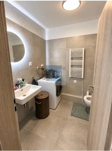 Na prenájom 2-izbový byt, 48 m², Bratislava-Petržalka
