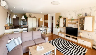 Na predaj 4-izbový byt, 112 m², Piešťany