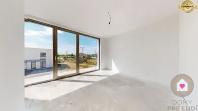 Na predaj 4-izbový dom, 119 m², Kráľová pri Senci, Čerešňová