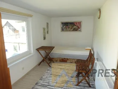 Na predaj 4-izbový dom, Handlová, Pekárska