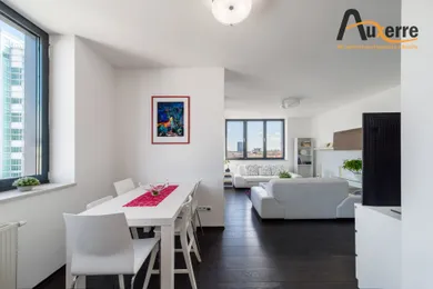 Na predaj 3-izbový byt, 80 m², Bratislava-Nové Mesto, Račianska