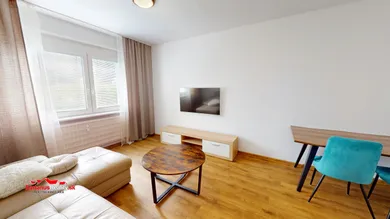 Na predaj 2-izbový byt, 61 m², Považská Bystrica