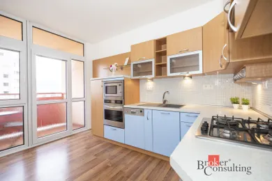 Mieszkania na sprzedaż, 3-pokojowe, Žiar nad Hronom · €134 999