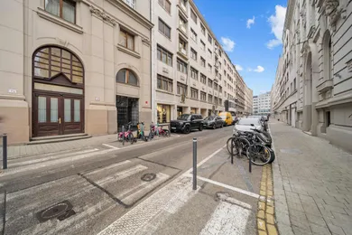 Byty na predaj 4-izbový, Bratislava-Staré Mesto · €650 000