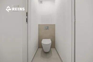 Na predaj 4-izbový byt, 80 m², Bratislava-Karlova Ves, Ľudovíta Fullu