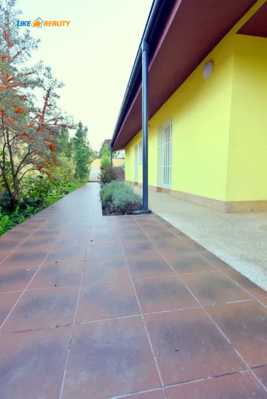 Na predaj 5-izbový dom, 244 m², Martin, Stráne